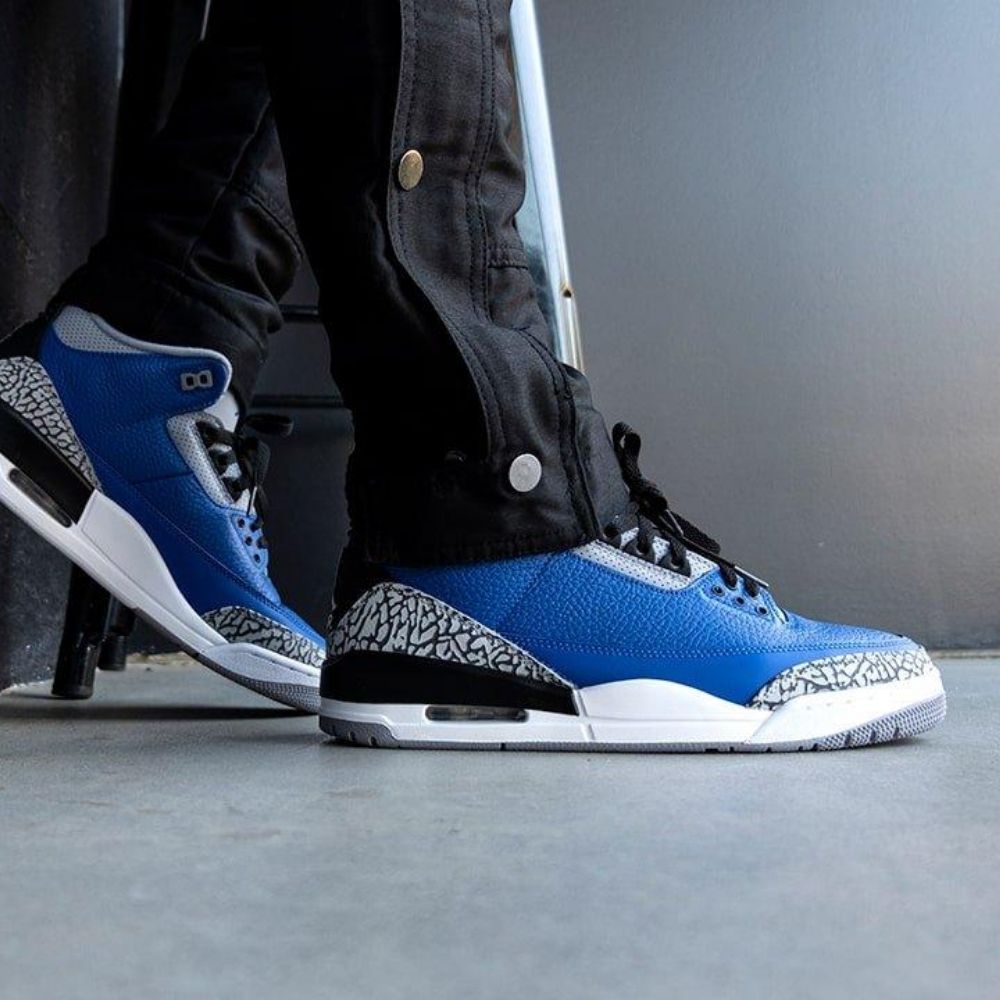 Real lifestyle image of Air Jordan 3