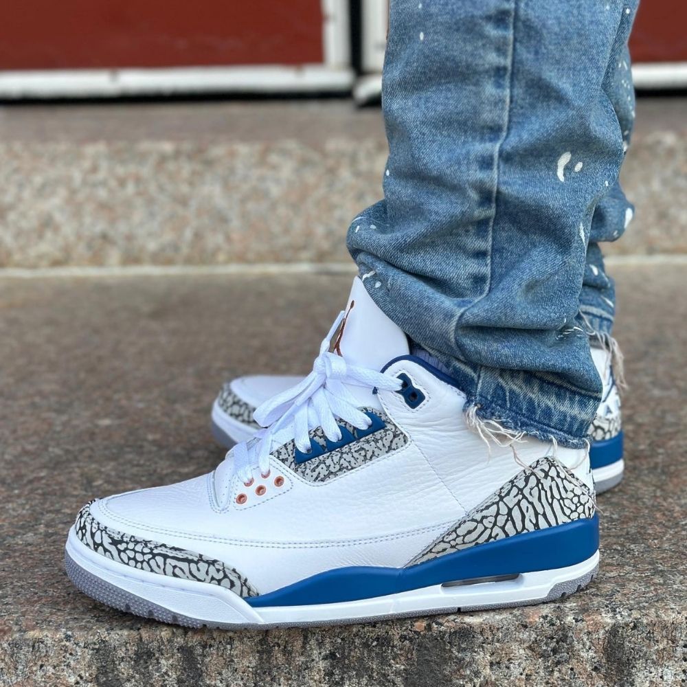 Real lifestyle image of Air Jordan 3