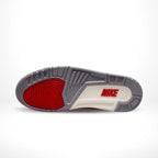 Bottom view of the Air Jordan 3
