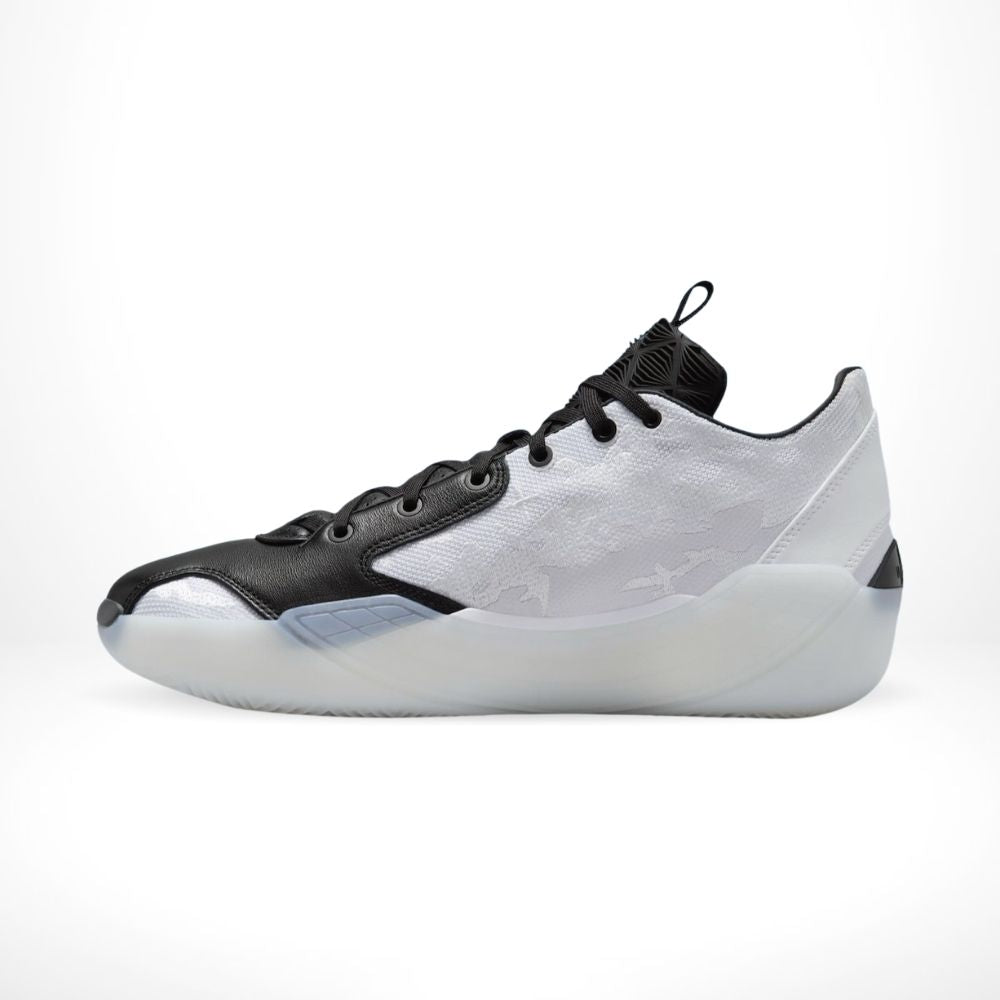 Side profile of Air Jordan 39