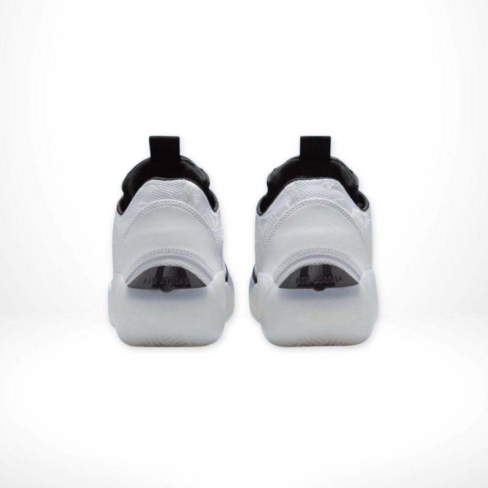 Rear view of Air Jordan 39