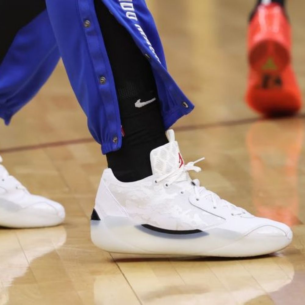 Real lifestyle image of Air Jordan 39