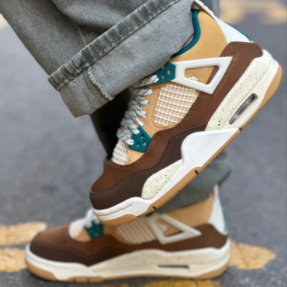 Real lifestyle image of Air Jordan 4
