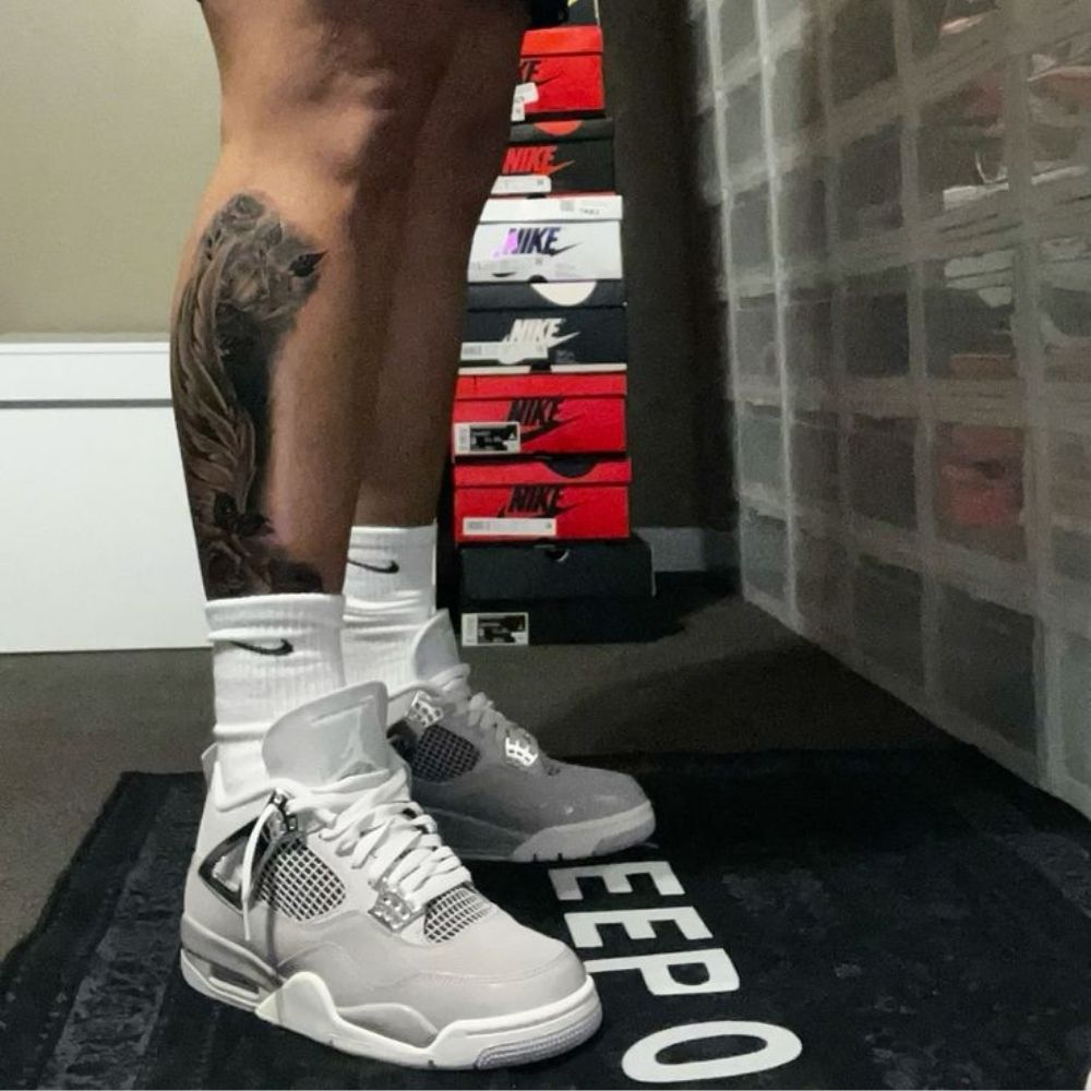 Real lifestyle image of Air Jordan 4