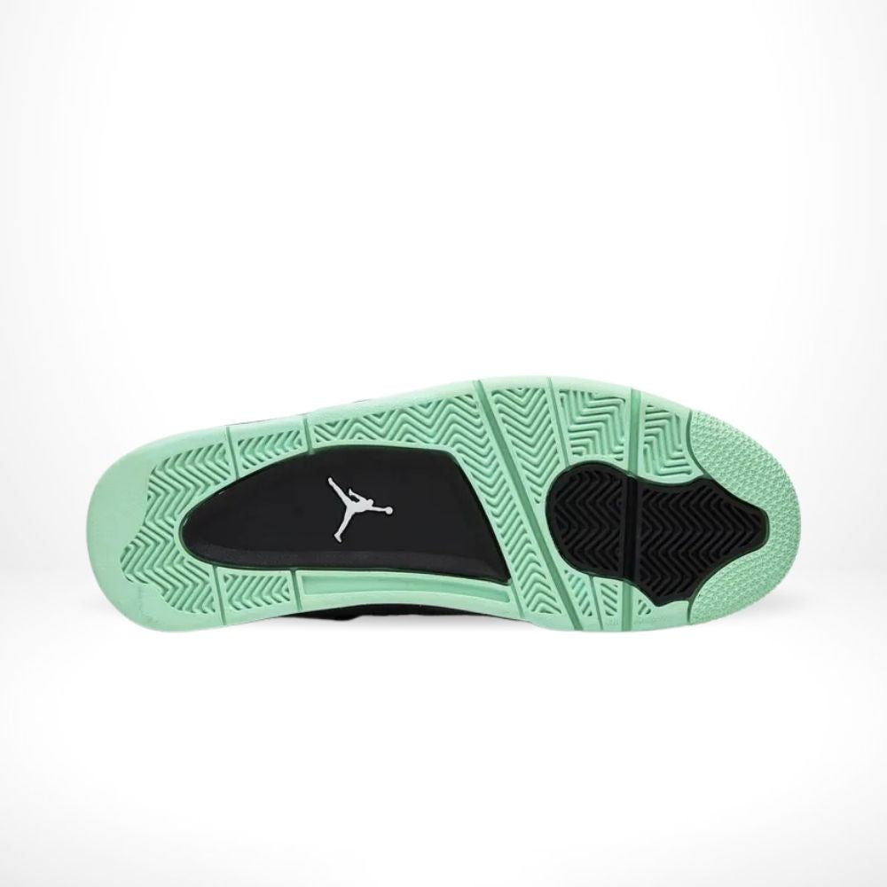 Bottom sole of Air Jordan 4