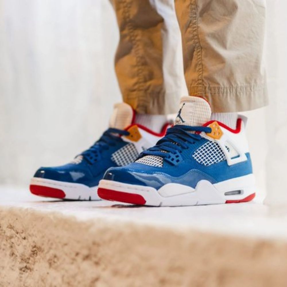 Real lifestyle image of Air Jordan 4