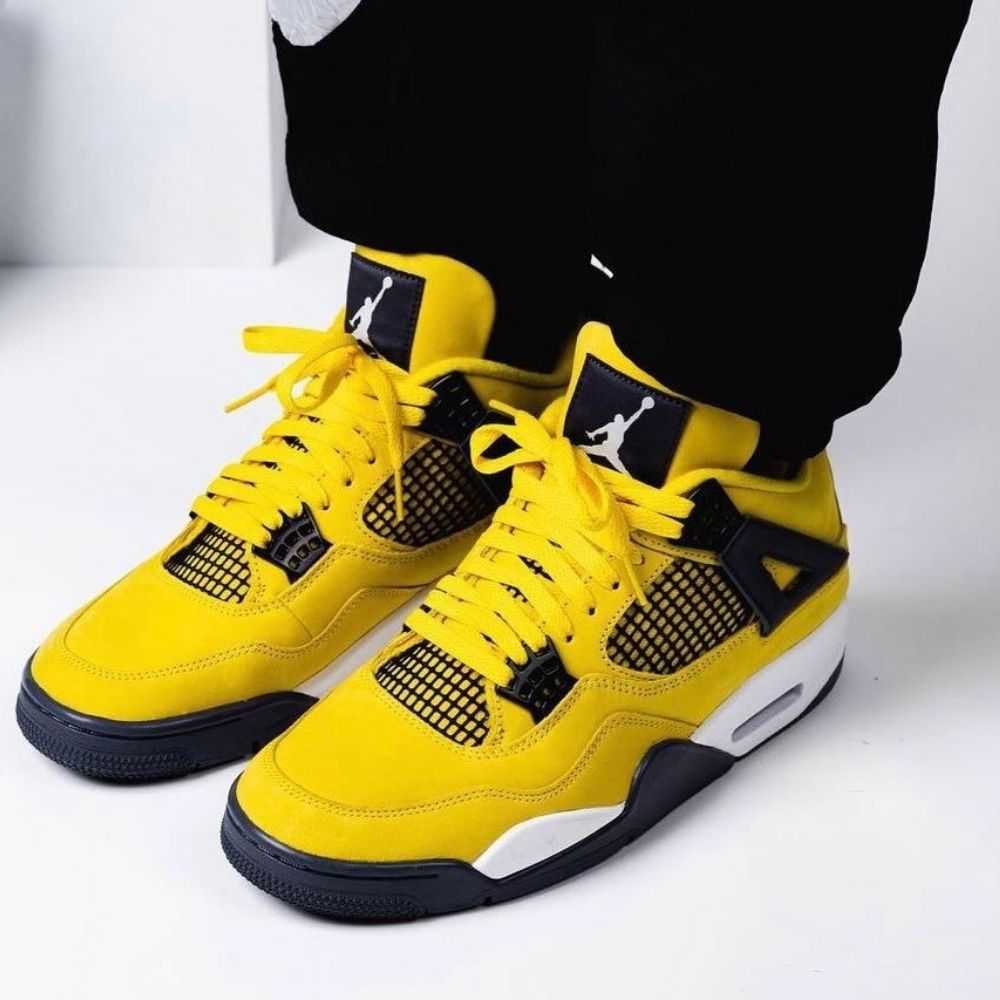 Real lifestyle image of Air Jordan 4
