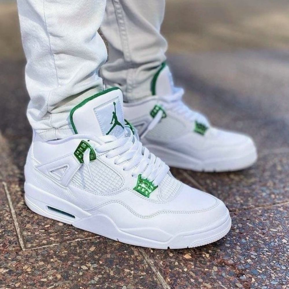 On-foot of the Air Jordan 4