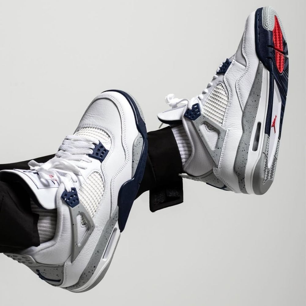 On-foot of the Air Jordan 4