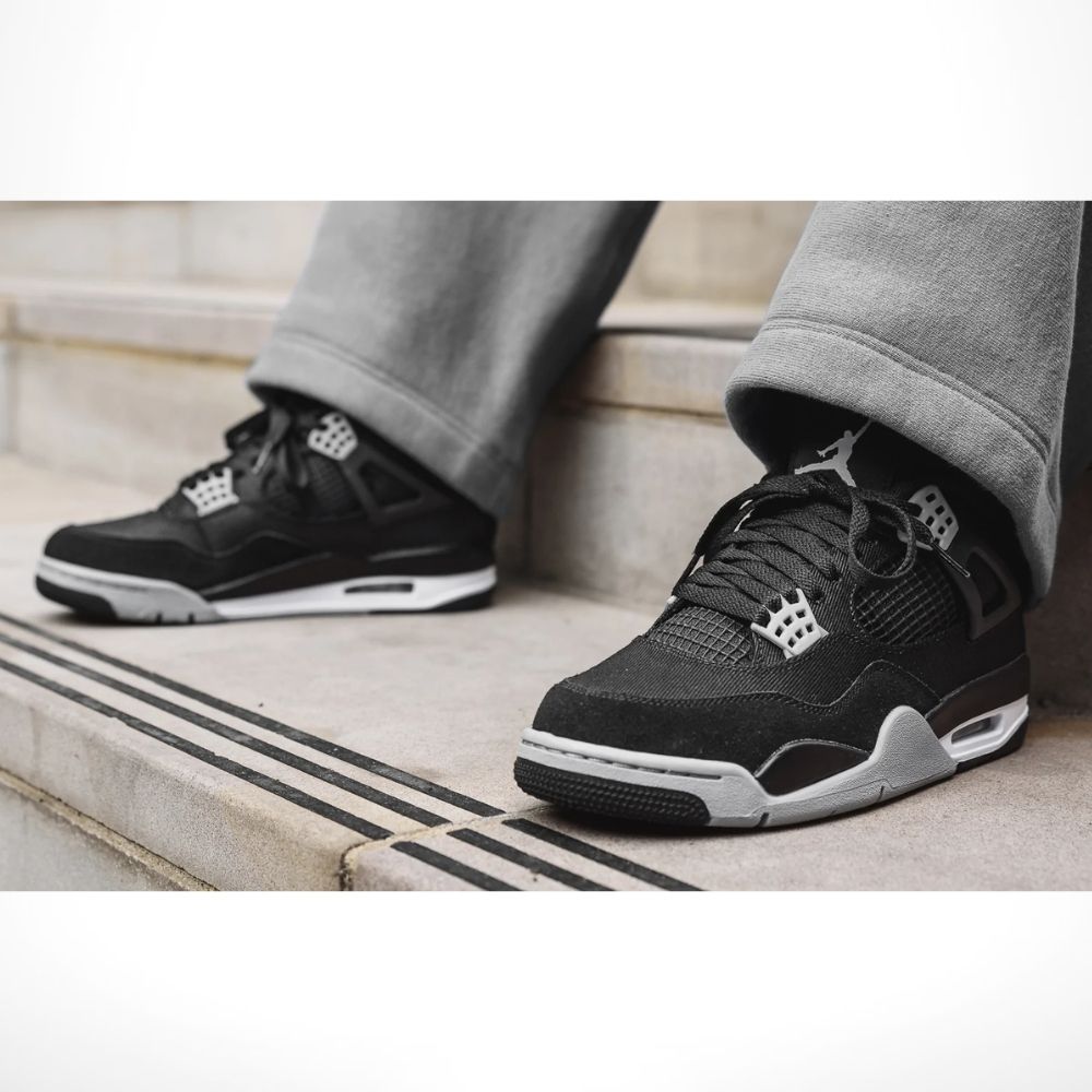 Side profile of Air Jordan 4