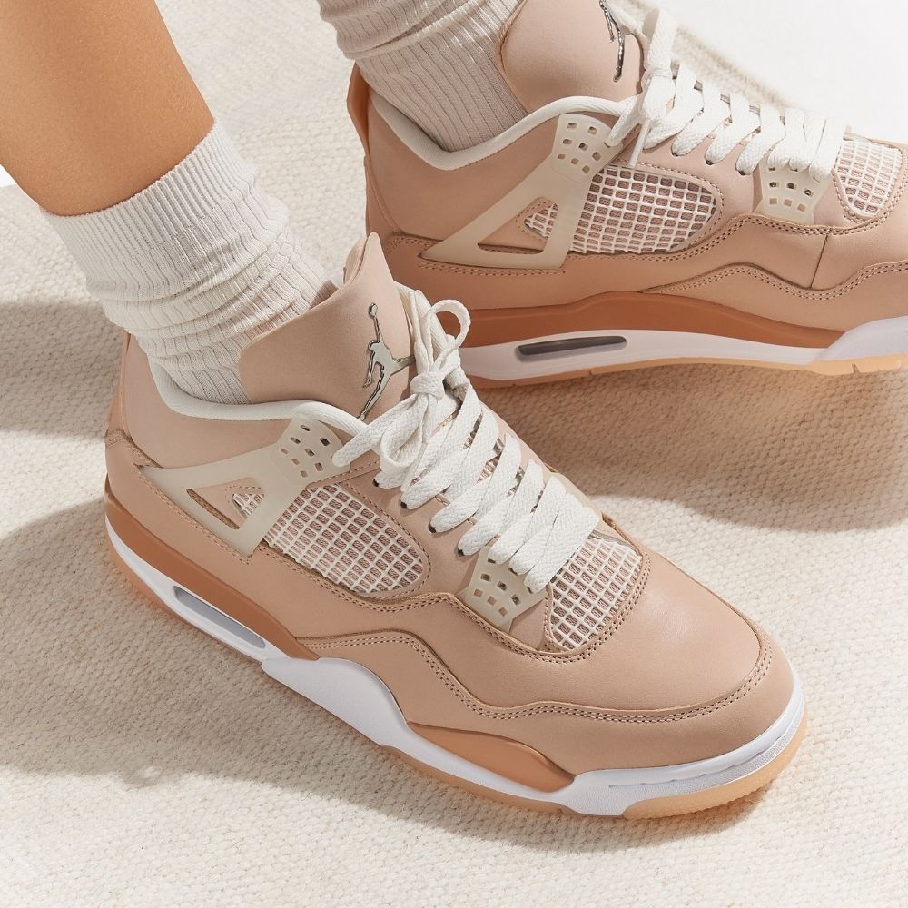 On-foot of the Air Jordan 4