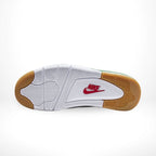 Bottom sole of Air Jordan 4