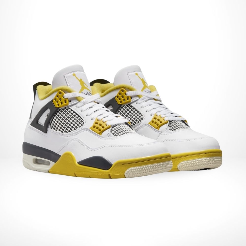 Angle view of Air Jordan 4