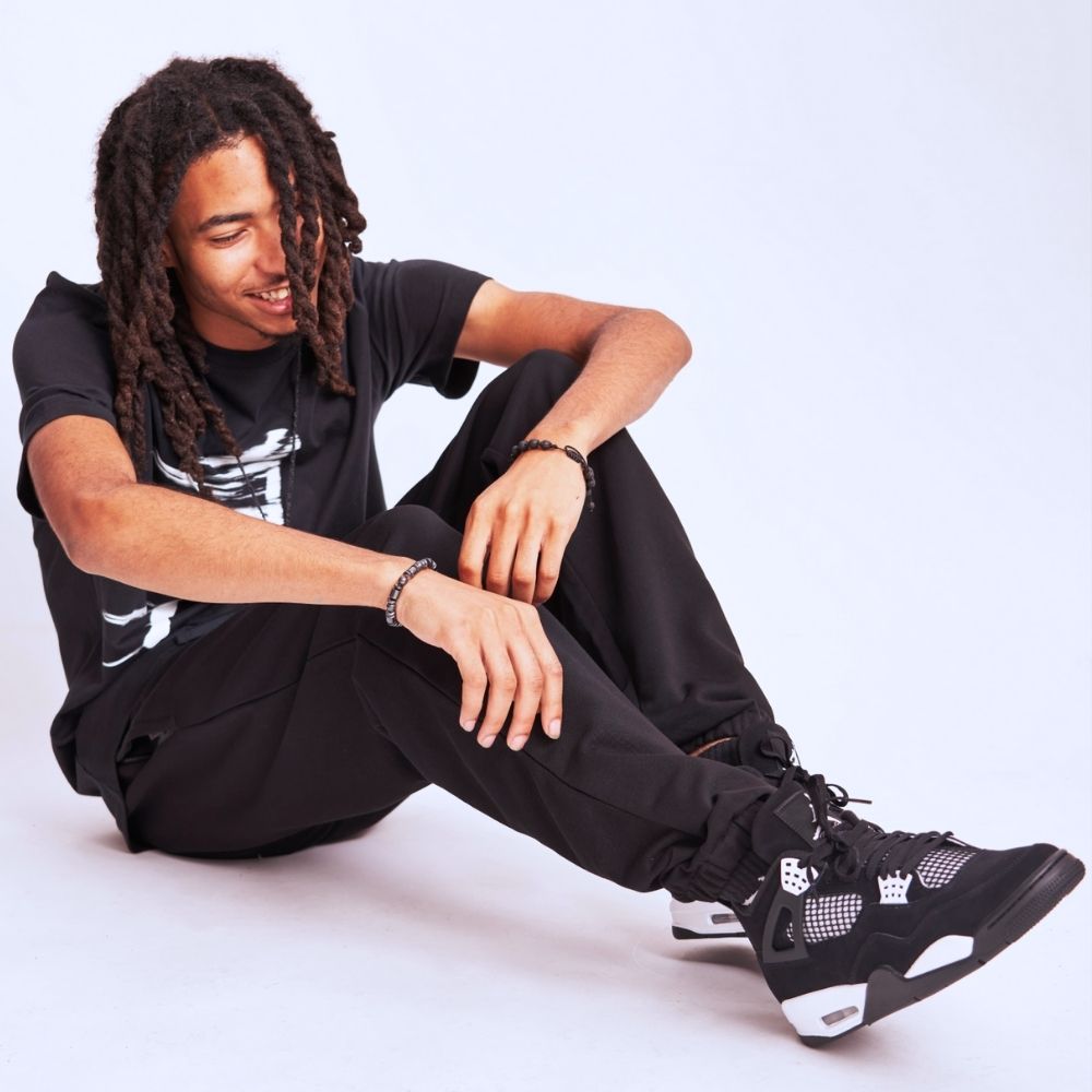On-foot of the Air Jordan 4