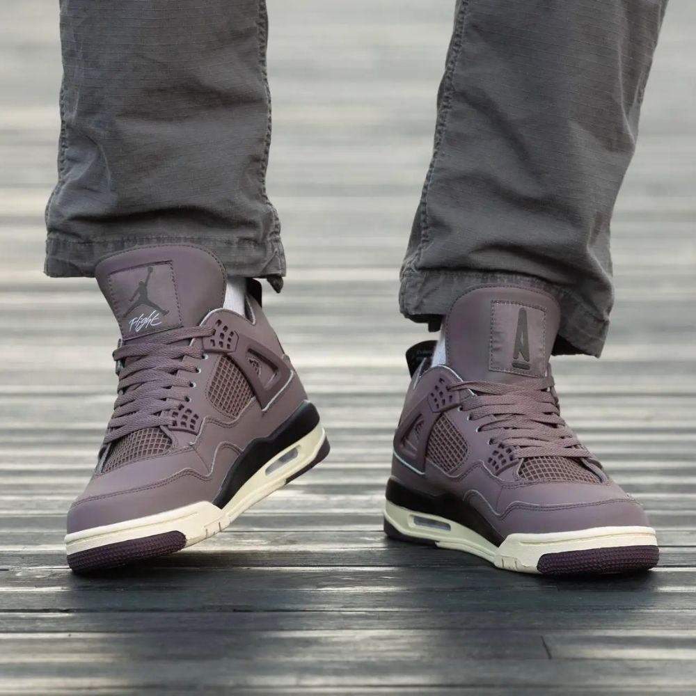 On-foot of the Air Jordan 4