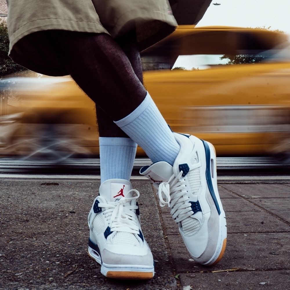 On-foot of the Air Jordan 4