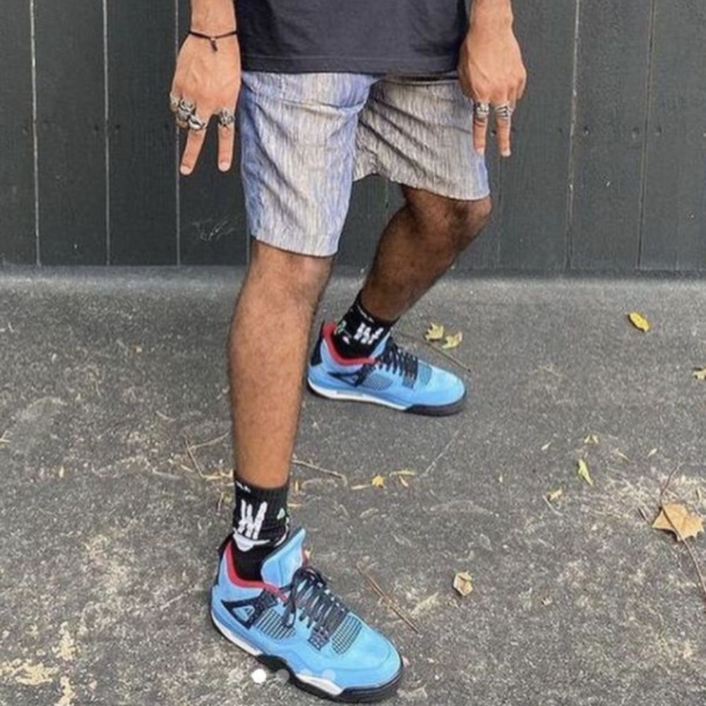 Real lifestyle image of Air Jordan 4