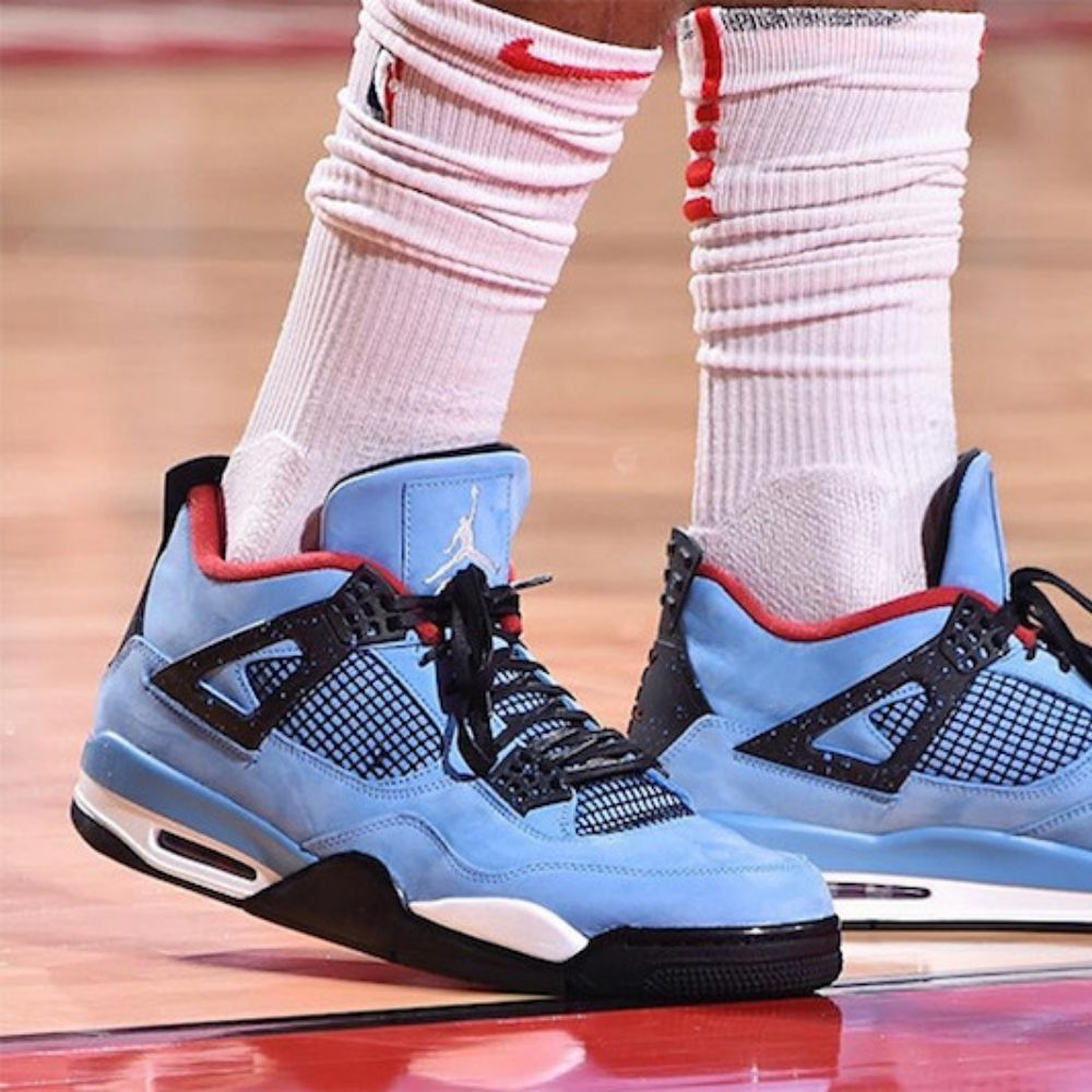 Side profile of Air Jordan 4
