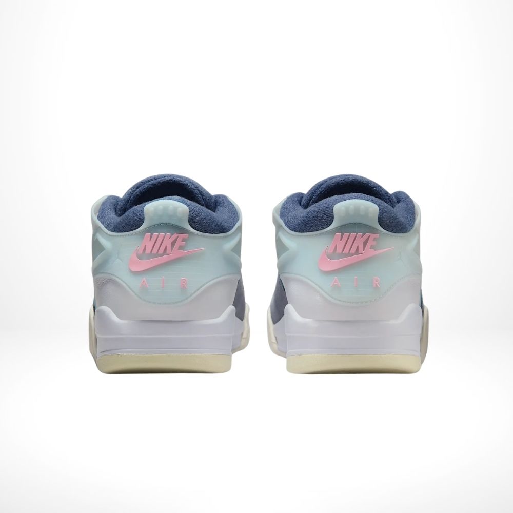 Rear view of the Air Jordan 4