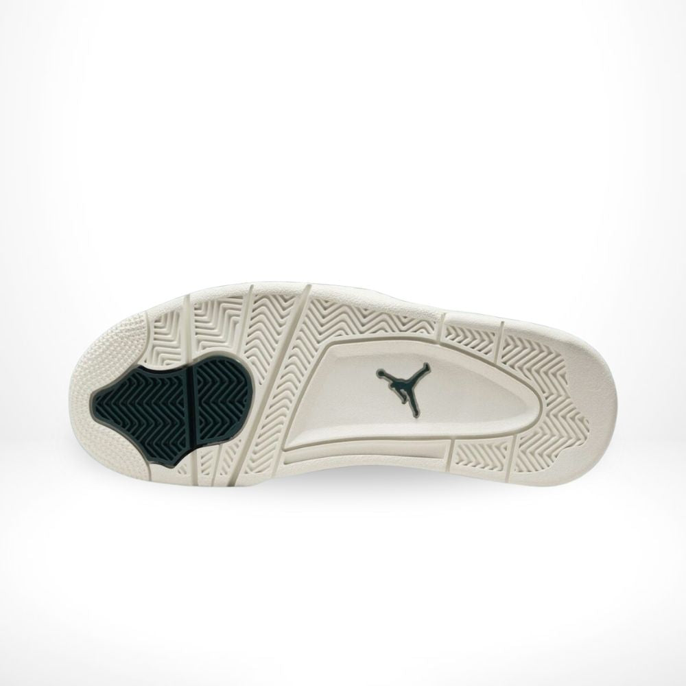 Bottom sole of Air Jordan 4