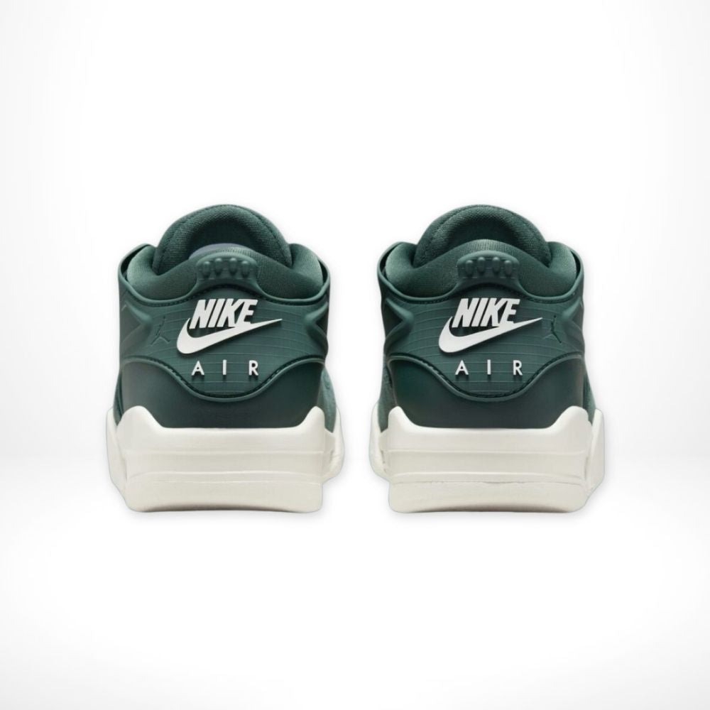 Rear view of Air Jordan 4