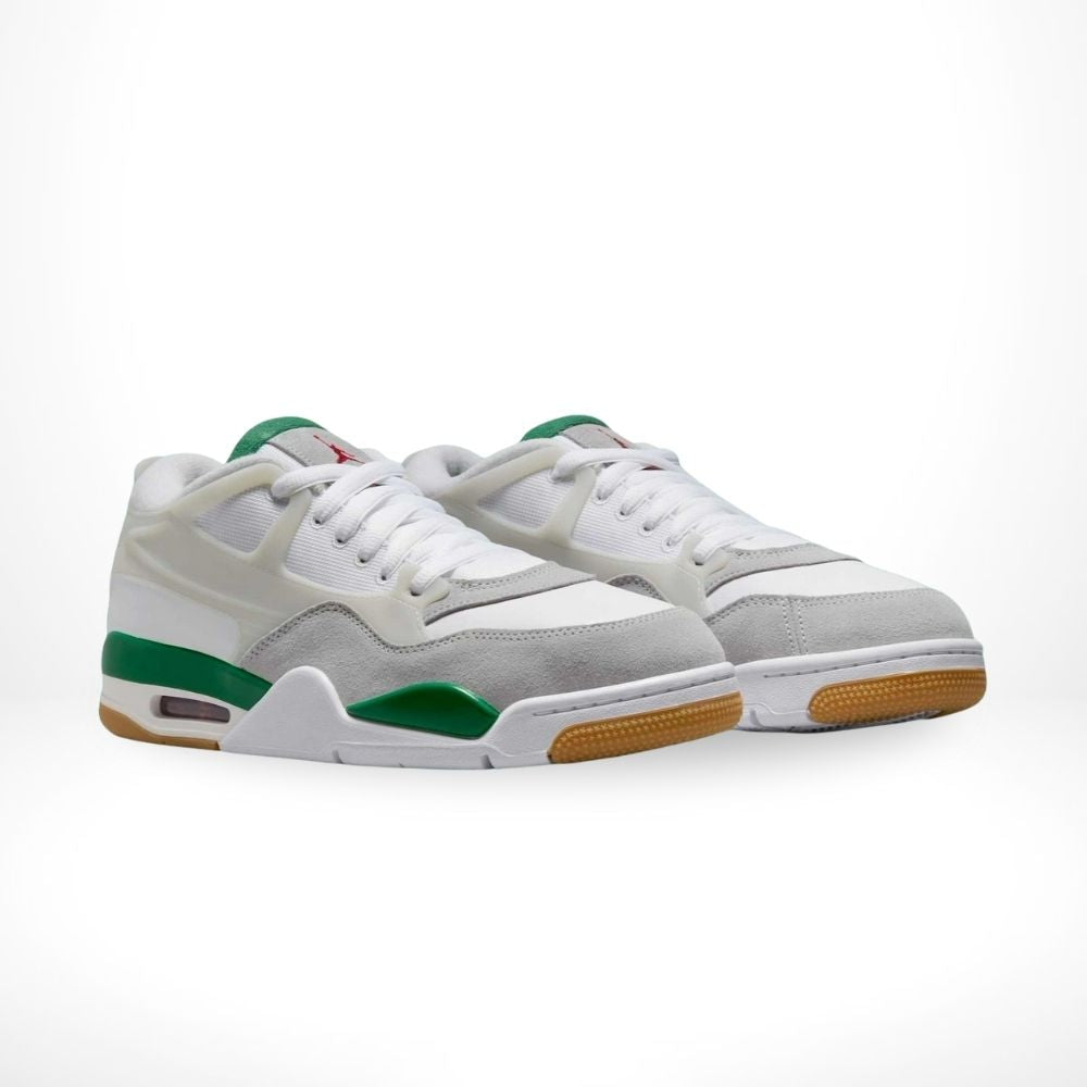Angle view of Air Jordan 4