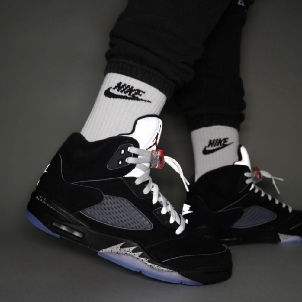 Air Jordan 5 Black Metallic