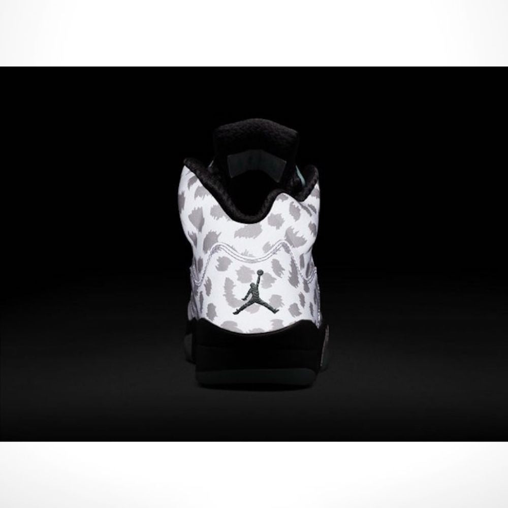 Real lifestyle image of Air Jordan 5