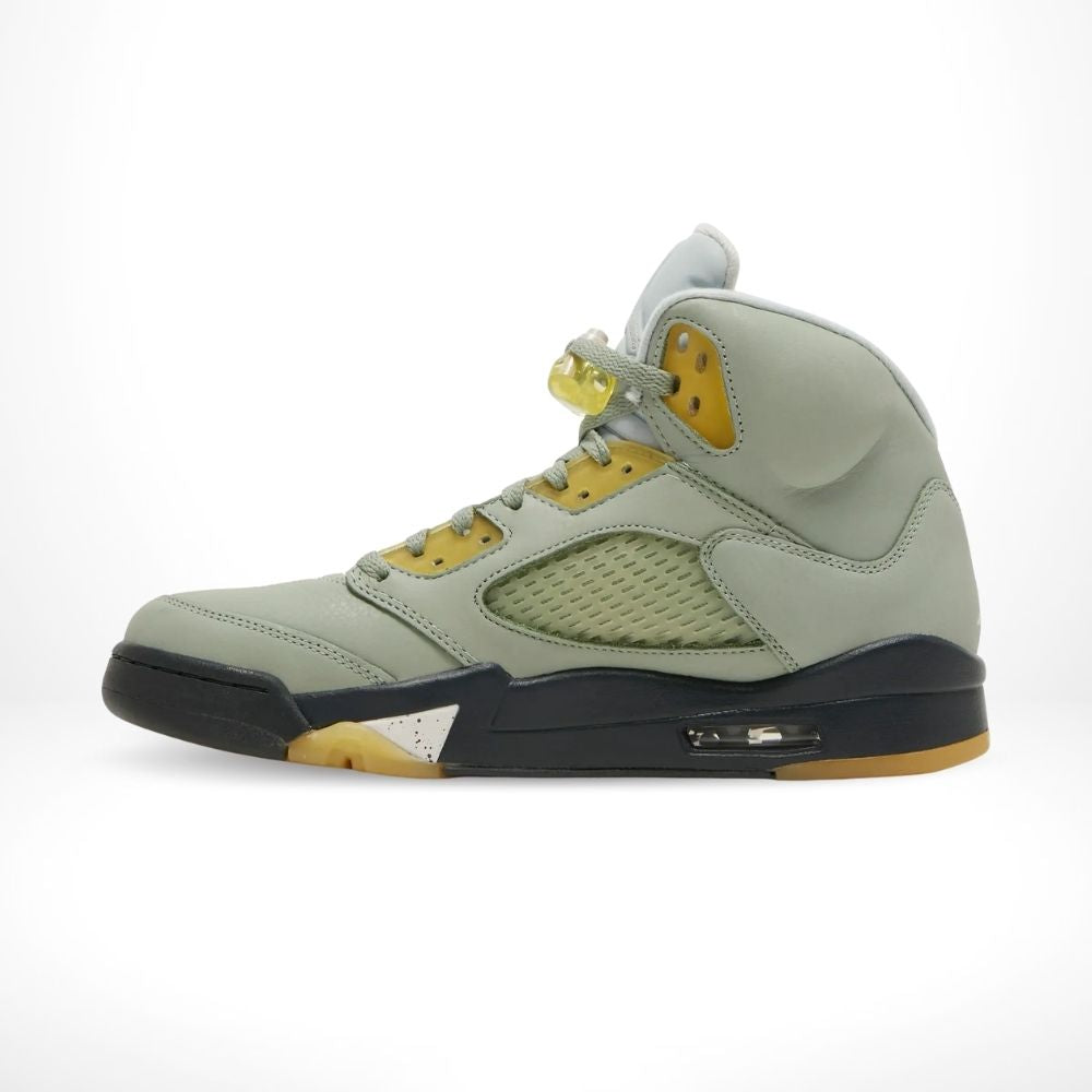 Medial side view of the Air Jordan 5