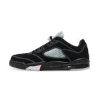 Medial side view of the Air Jordan 5