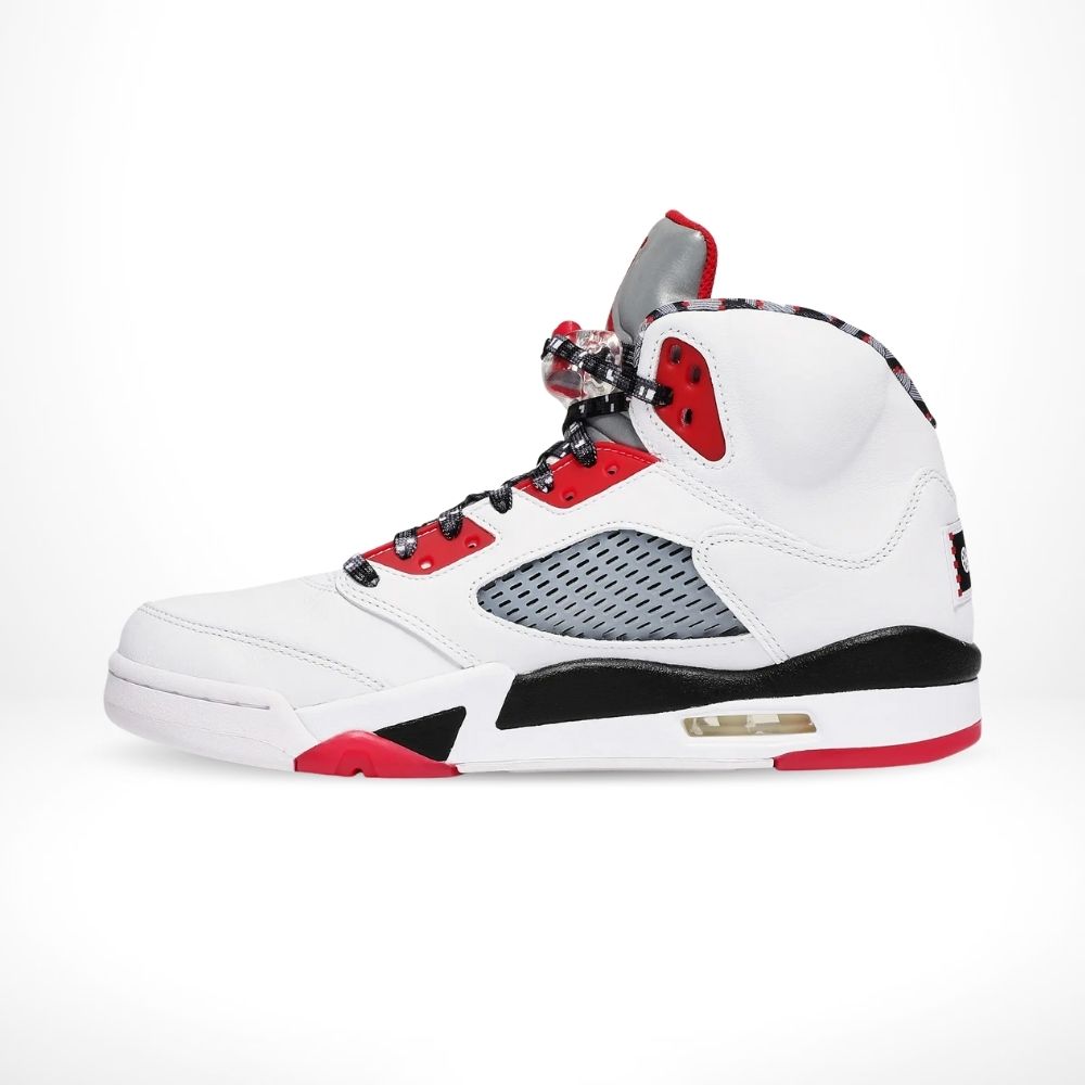 Medial side view of the Air Jordan 5