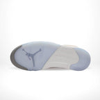 Bottom sole of Air Jordan 5