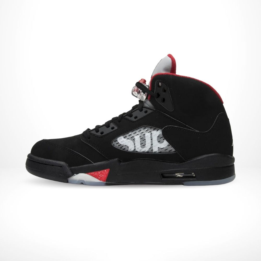 Medial side view of the Air Jordan 5