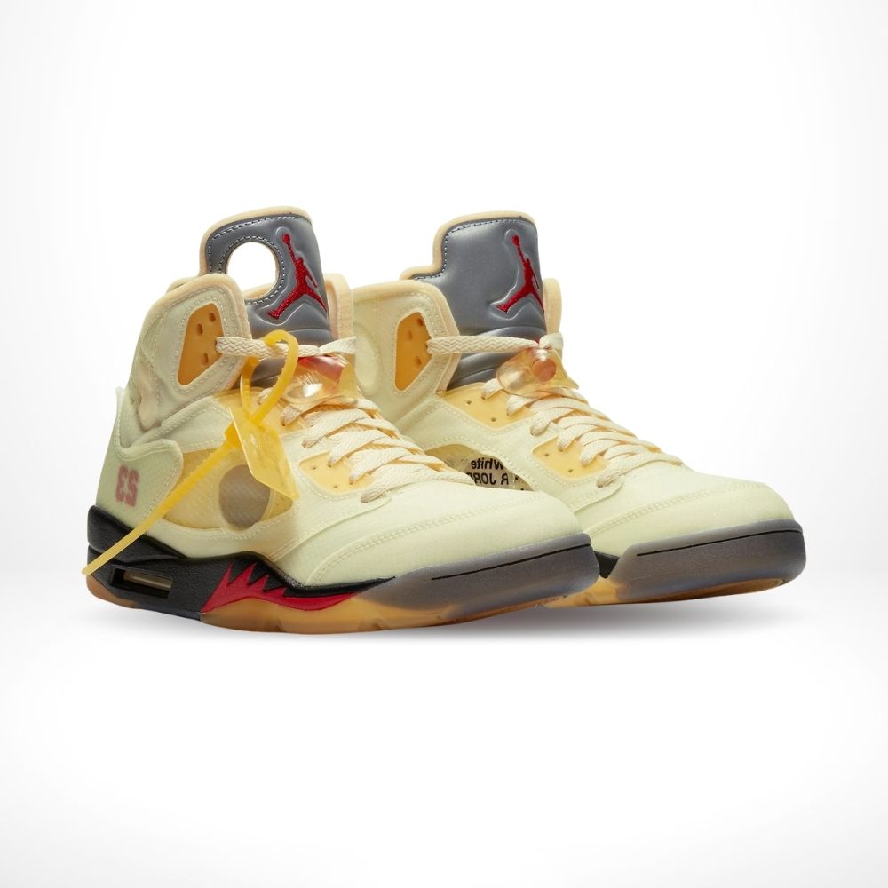 Medial side view of the Air Jordan 5