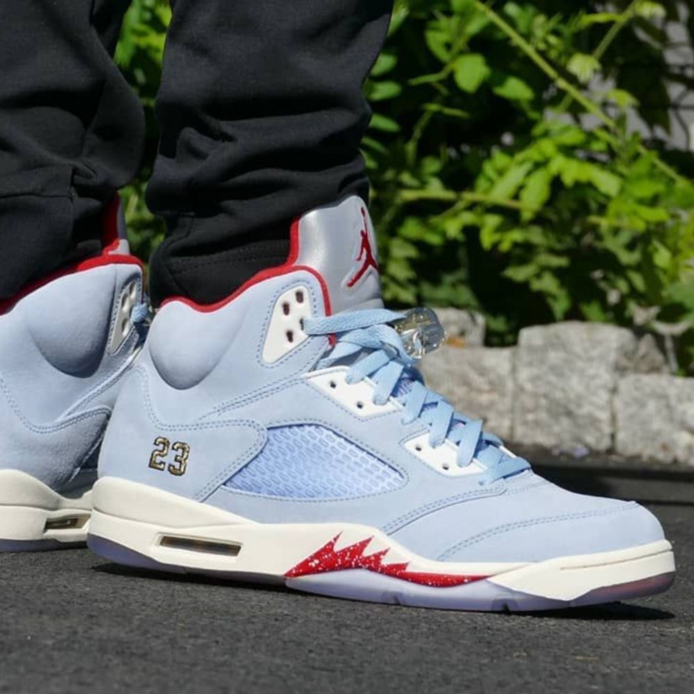 Real lifestyle image of Air Jordan 5