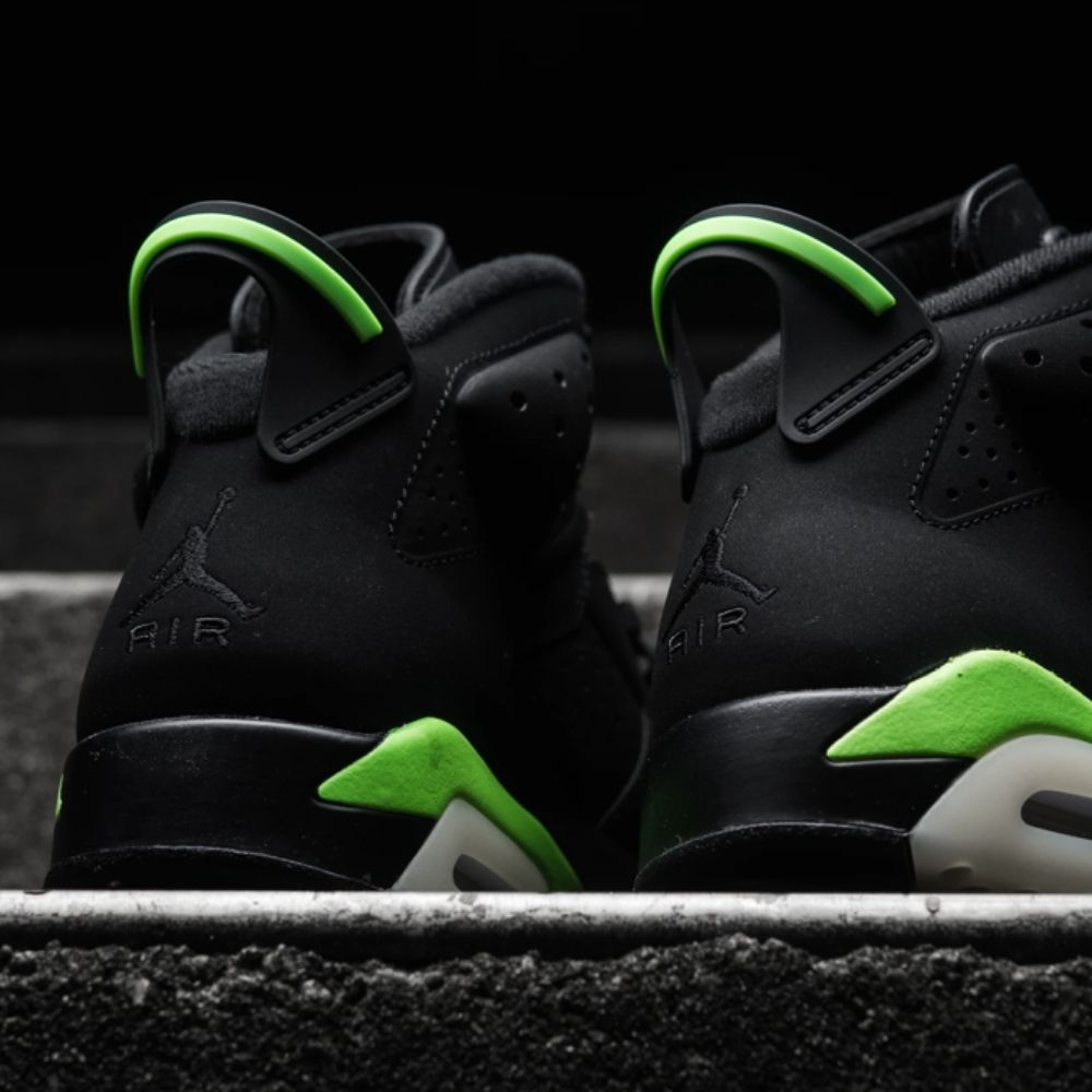 Real lifestyle image of Air Jordan 6