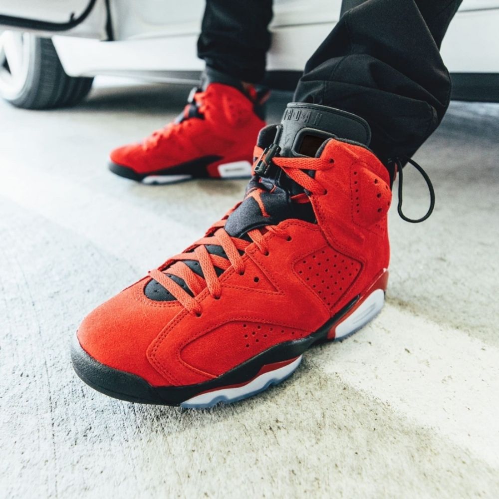 Real lifestyle image of Air Jordan 6