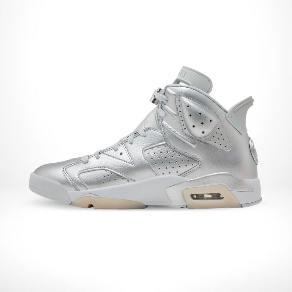 Medial side view of the Air Jordan 6