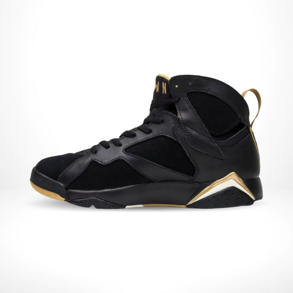 Medial side view of the Air Jordan 7