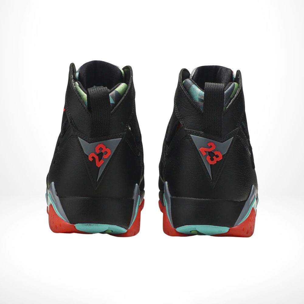 Rear view of the Air Jordan 7
