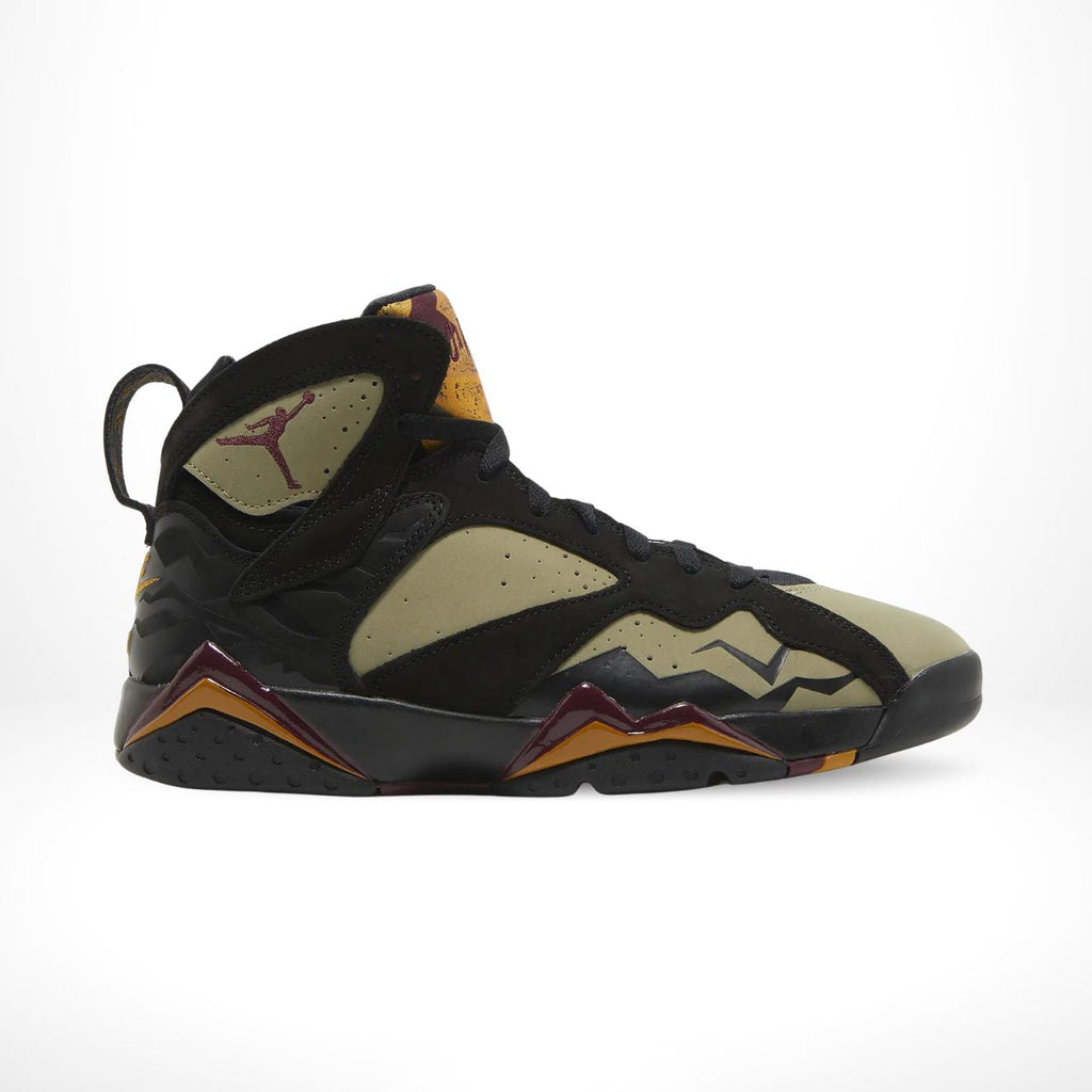 Side view of the Air Jordan 7