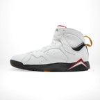 Medial side view of the Air Jordan 7