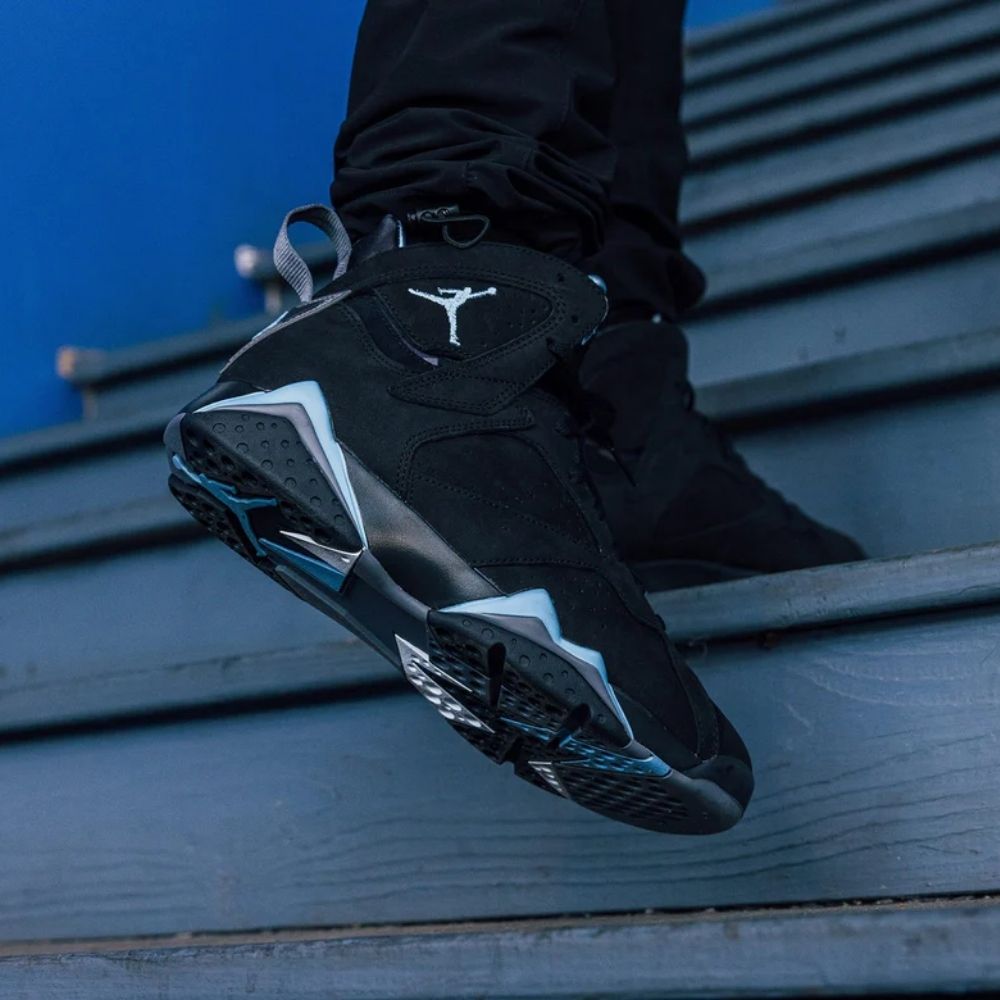 Real lifestyle image of Air Jordan 7