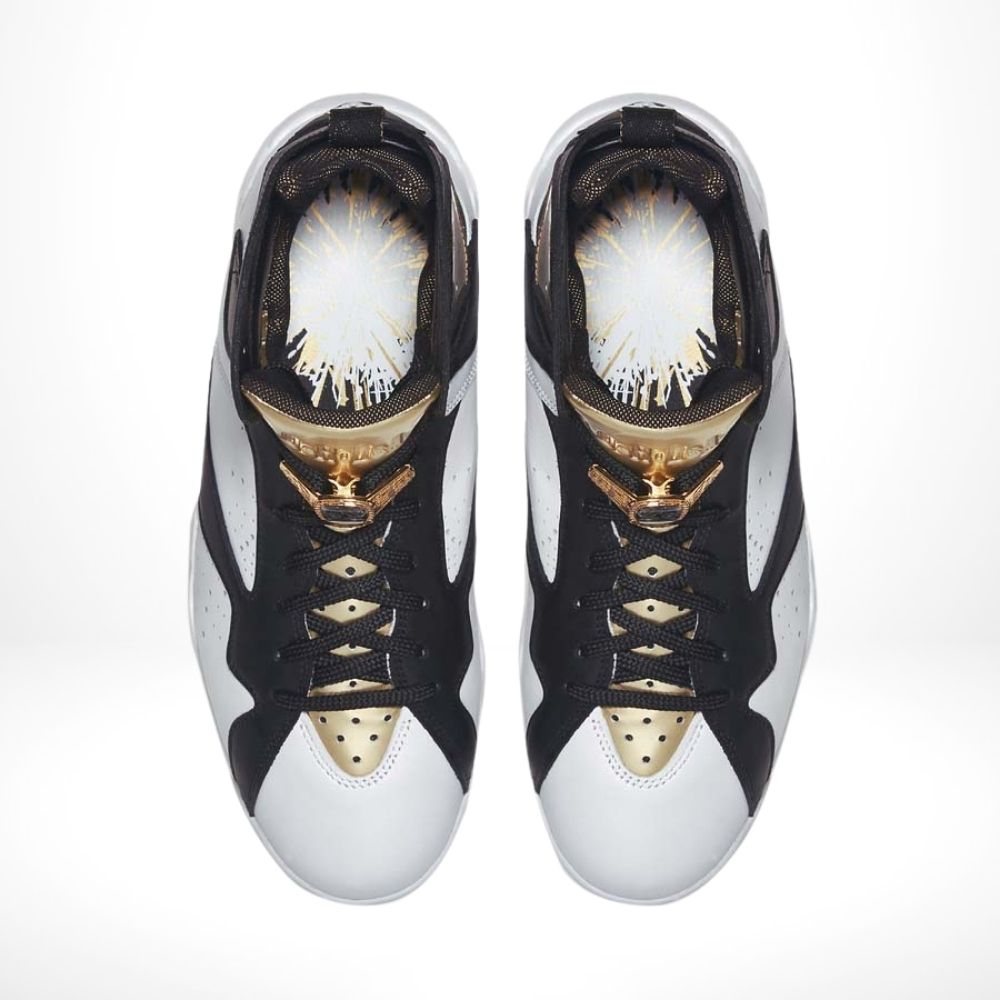 Top-down view of the Air Jordan 7
