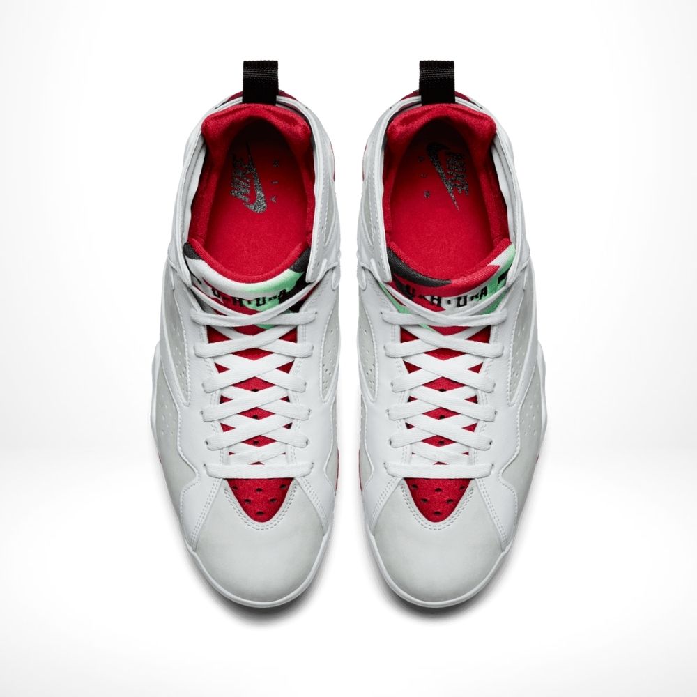 Top-down view of the Air Jordan 7