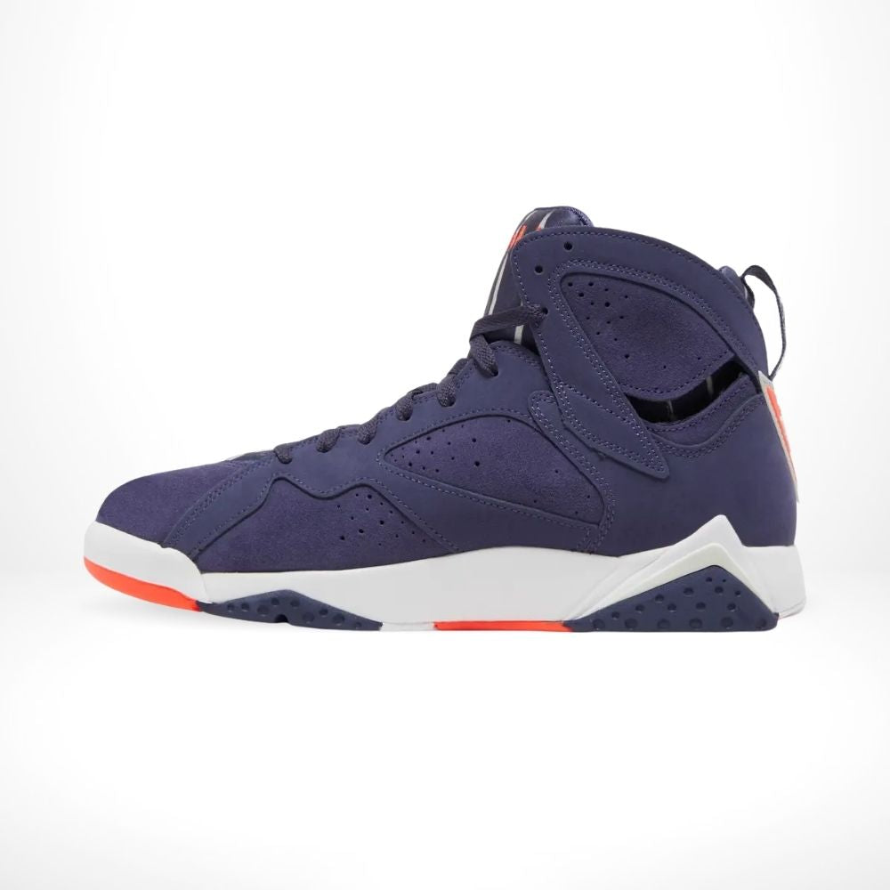 Side profile of Air Jordan 7