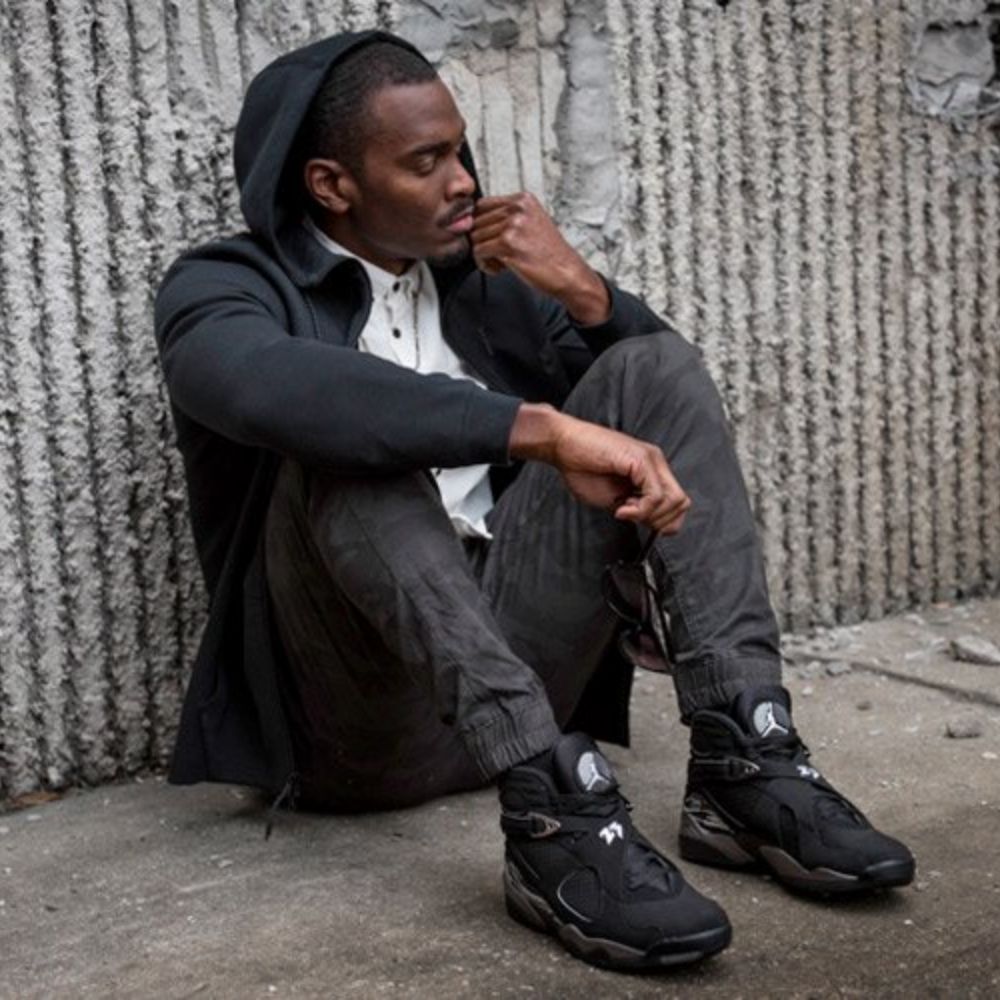 Real lifestyle image of Air Jordan 8