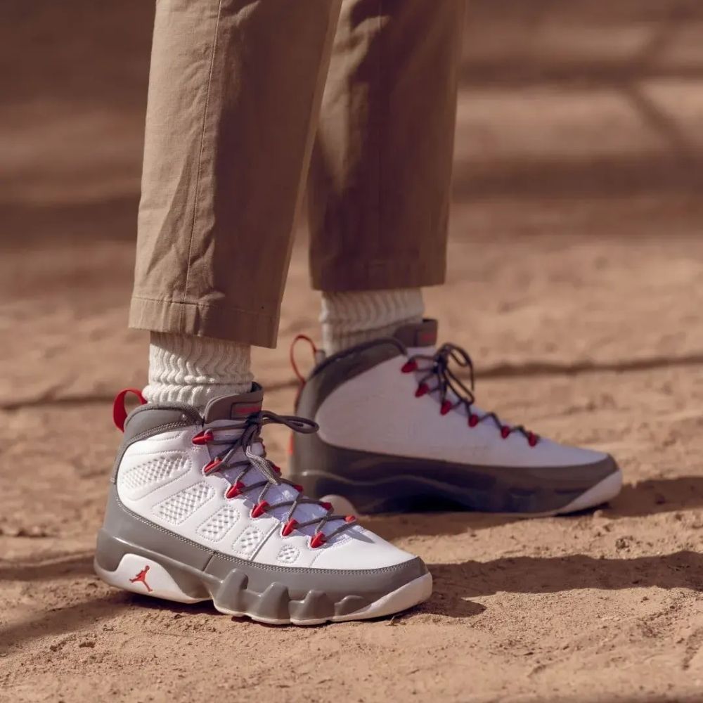 Real lifestyle image of Air Jordan 9
