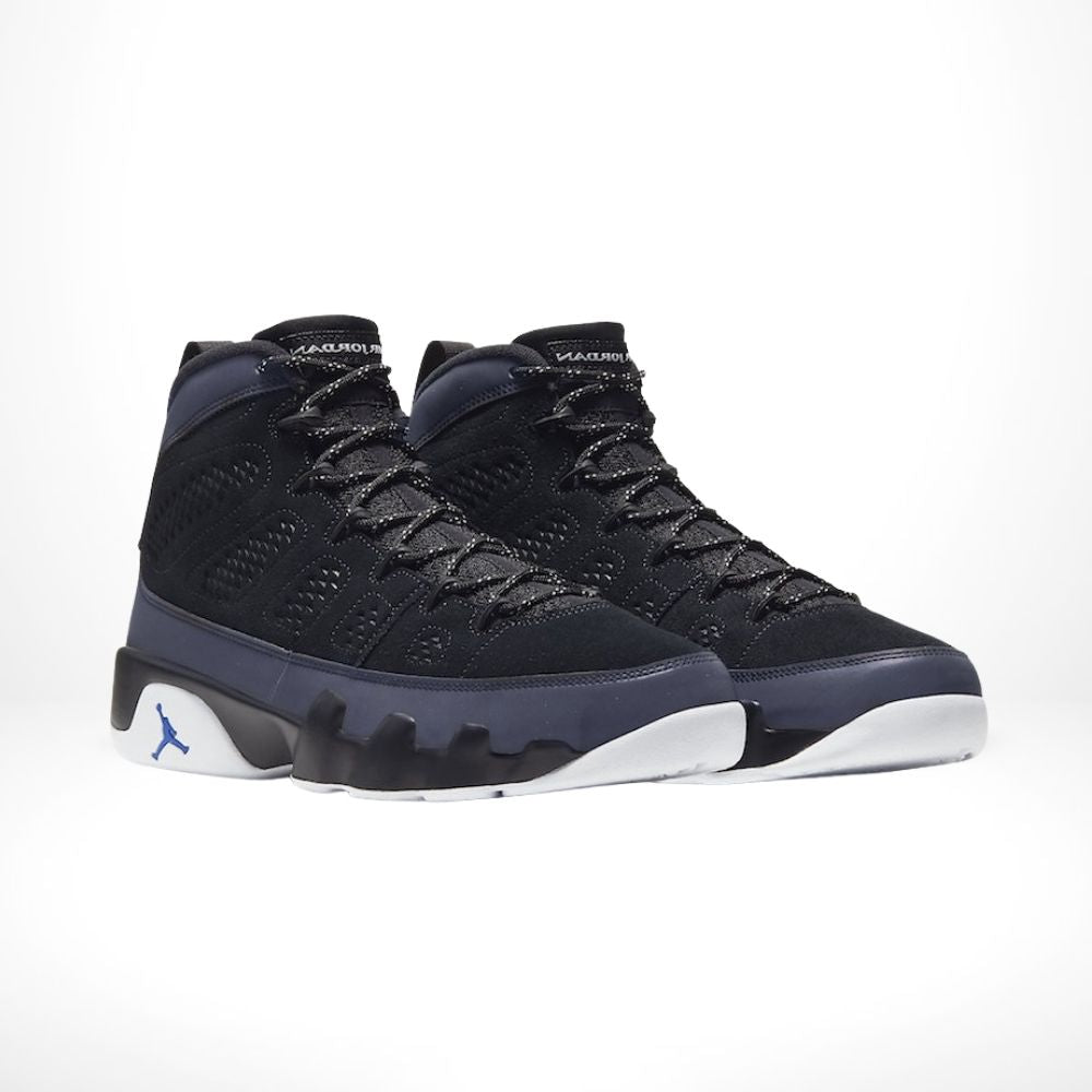 Angle view of Air Jordan 9