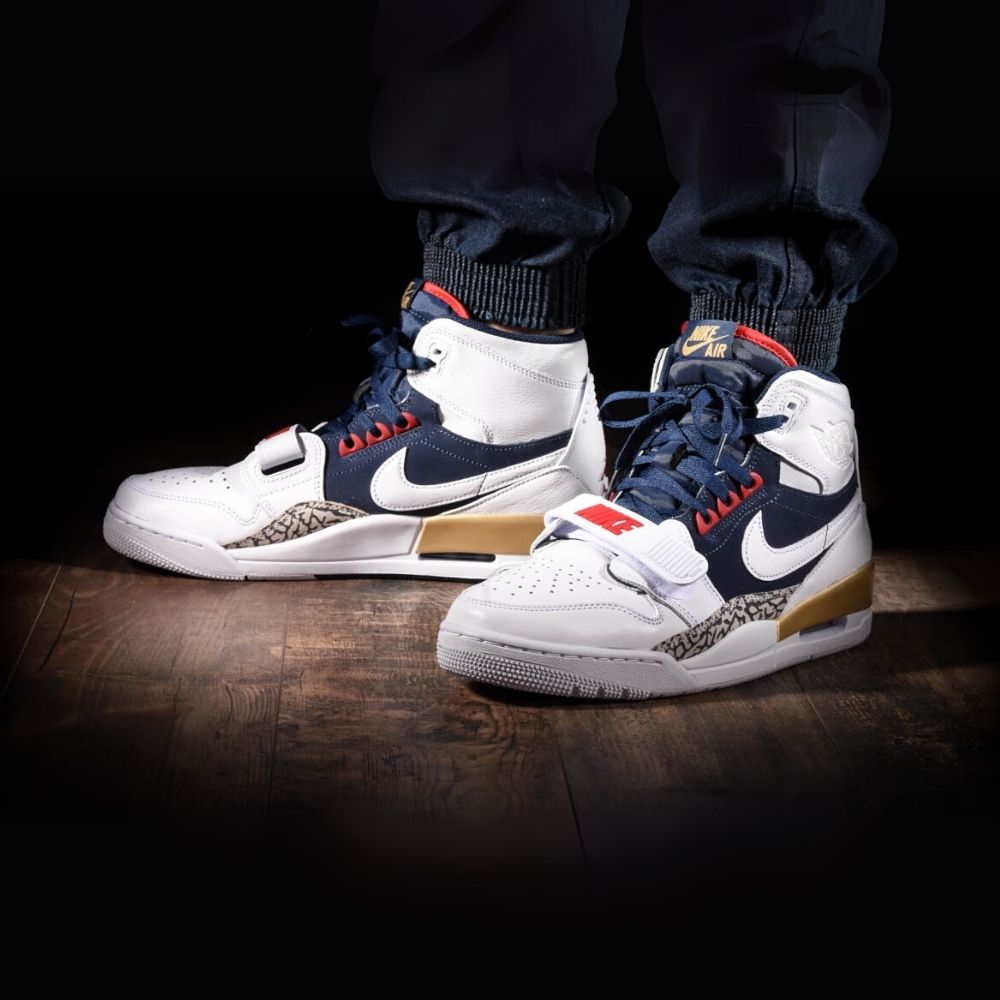 On-foot of the Air Jordan Legacy 312